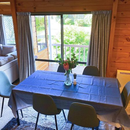 Lake View Family Lodge Up Tp 14 People Rotorua Buitenkant foto